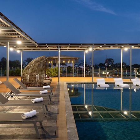 Koulen Central Hotel Siem Reap Exteriör bild