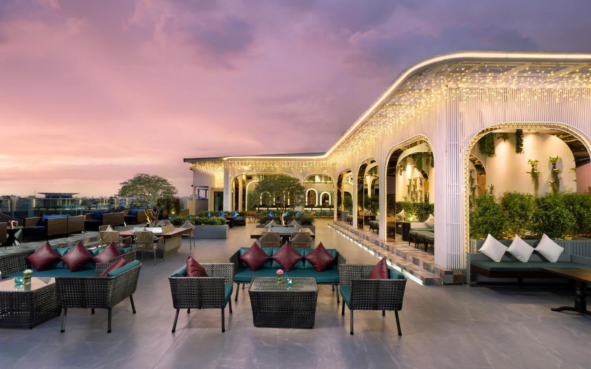 Koulen Central Hotel Siem Reap Exteriör bild