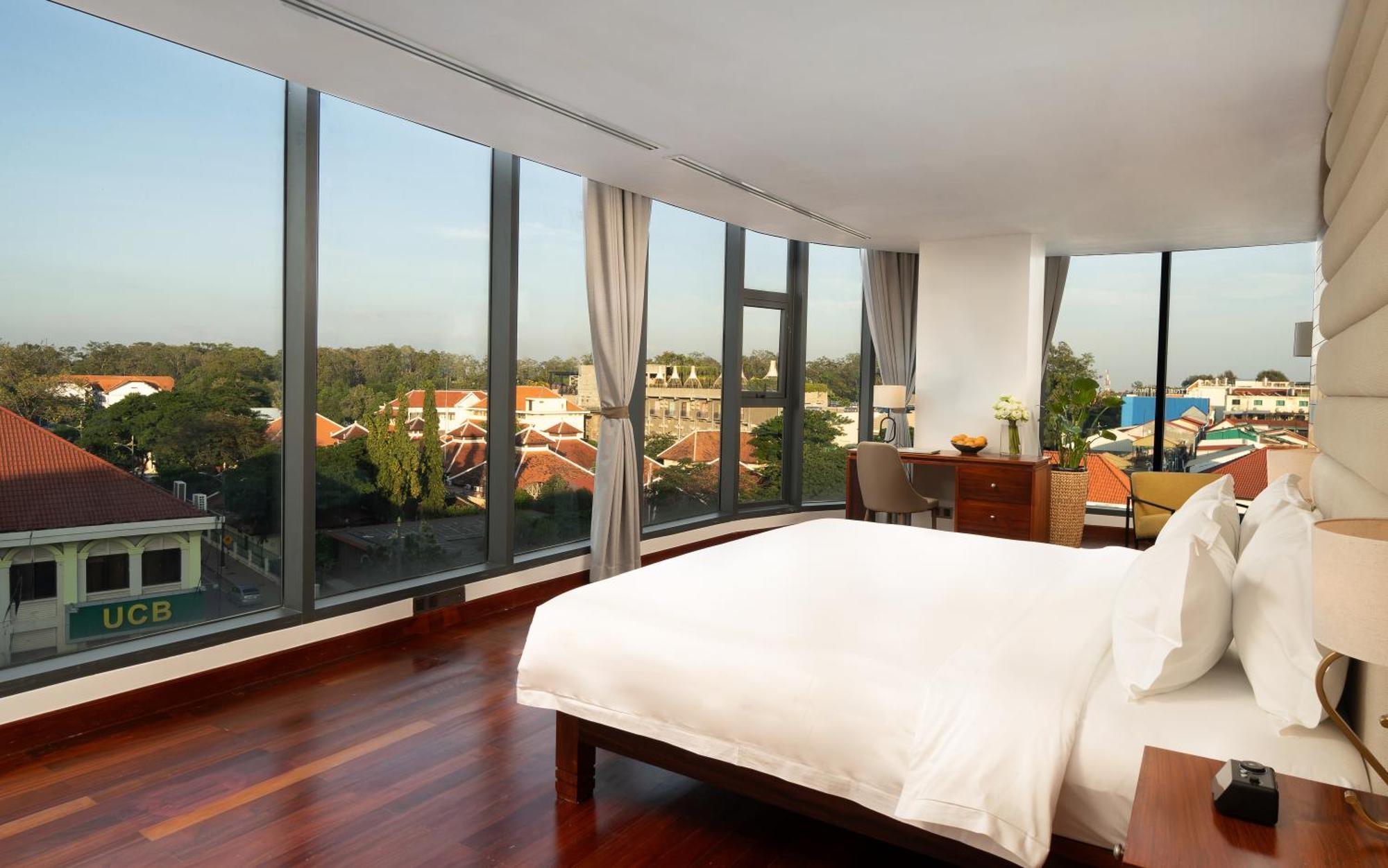 Koulen Central Hotel Siem Reap Exteriör bild